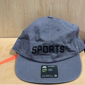 Nike SB Heritage86 "Sports" Adjustable Hat